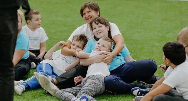 PEDAGOGUS IR TRENERIUS KVIEČIA SEMINARAS APIE FUTBOLĄ YPATINGIEMS VAIKAMS